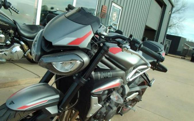 2022 Triumph STREET TRIPLE R&R LOW