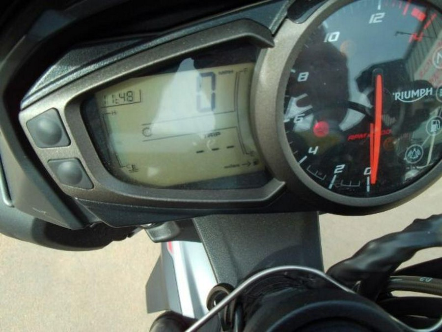 2022 Triumph STREET TRIPLE R&R LOW