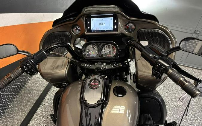 2021 Harley-Davidson® FLTRXSE - CVO™ Road Glide®