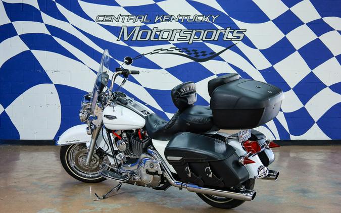 2004 ROAD KING CLASSIC - Harley-Davidson®