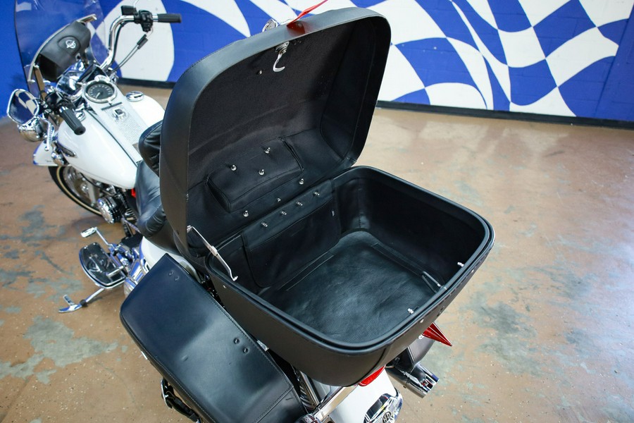 2004 ROAD KING CLASSIC - Harley-Davidson®