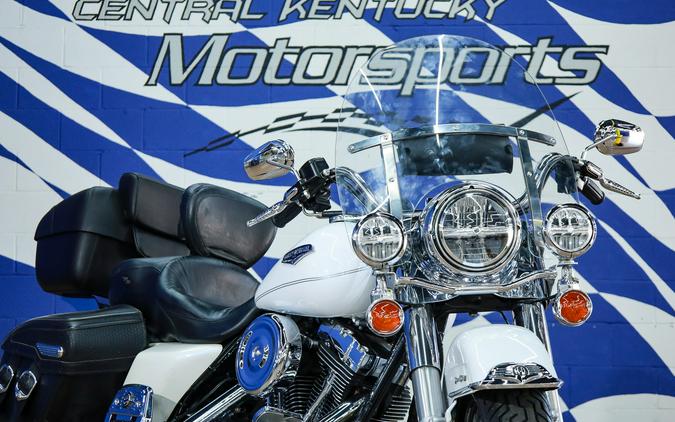 2004 ROAD KING CLASSIC - Harley-Davidson®