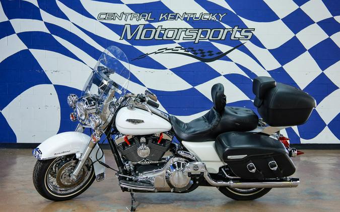 2004 ROAD KING CLASSIC - Harley-Davidson®