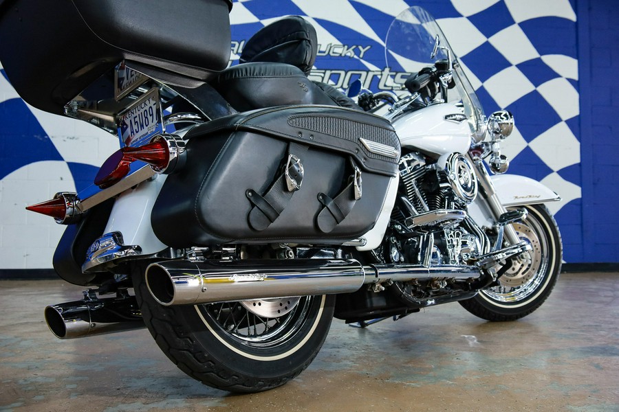 2004 ROAD KING CLASSIC - Harley-Davidson®