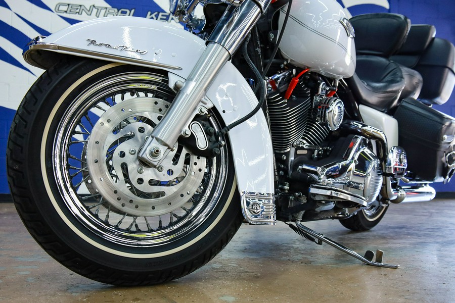 2004 ROAD KING CLASSIC - Harley-Davidson®