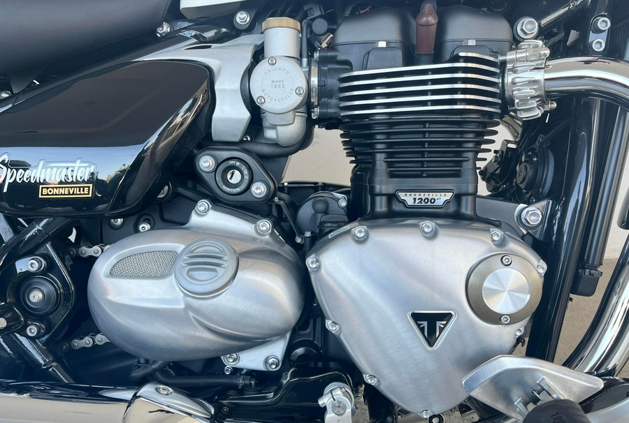 2026 Triumph BONNEVILLE SPEEDMASTER