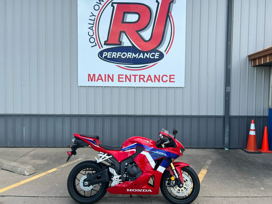 2024 Honda CBR600RR