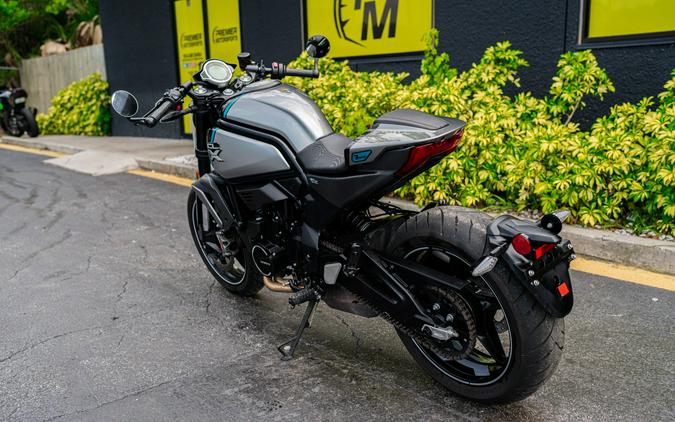 2023 CFMOTO 700CL-X