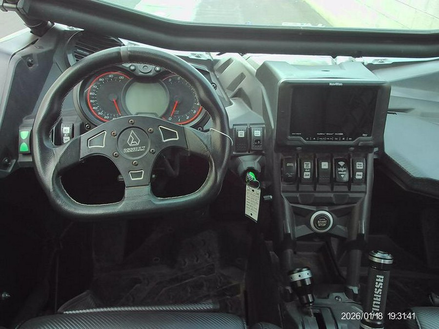 2018 Can-Am® Maverick™ X3 MAX X™ rs TURBO R