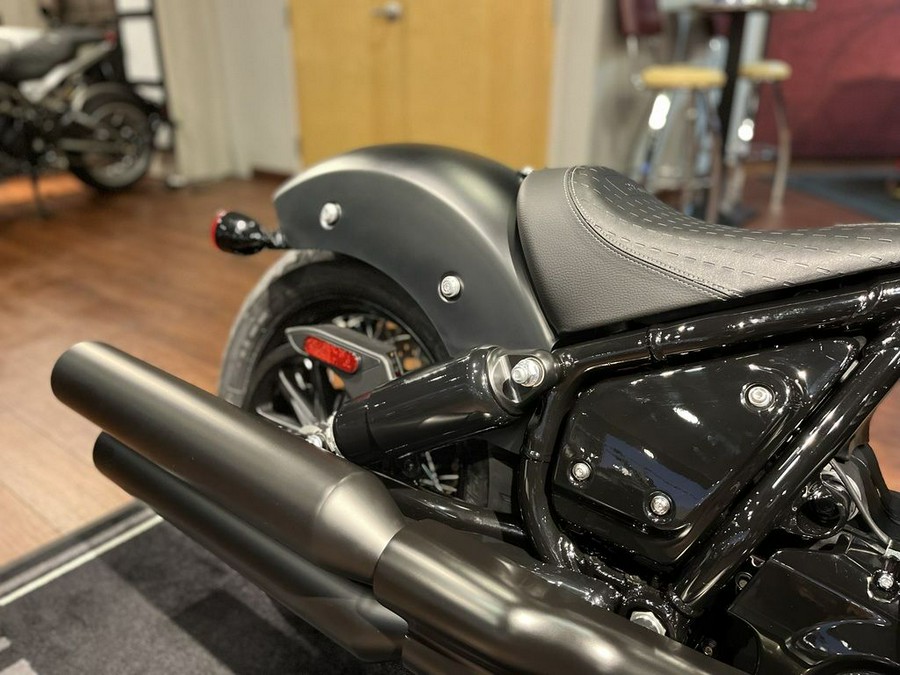 2023 Indian Motorcycle® Chief® Bobber Dark Horse® Black Smoke