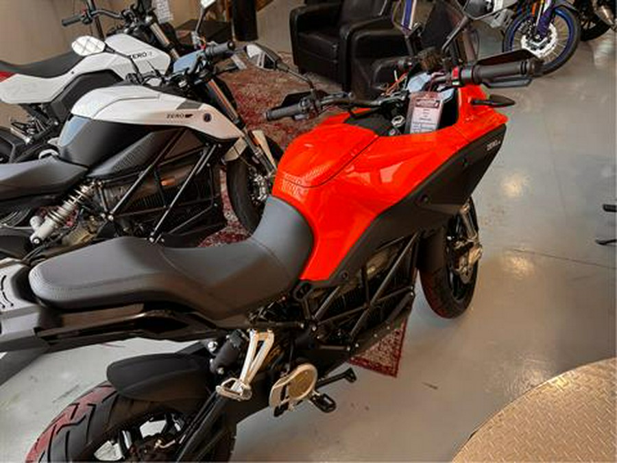 2025 Zero Motorcycles DS