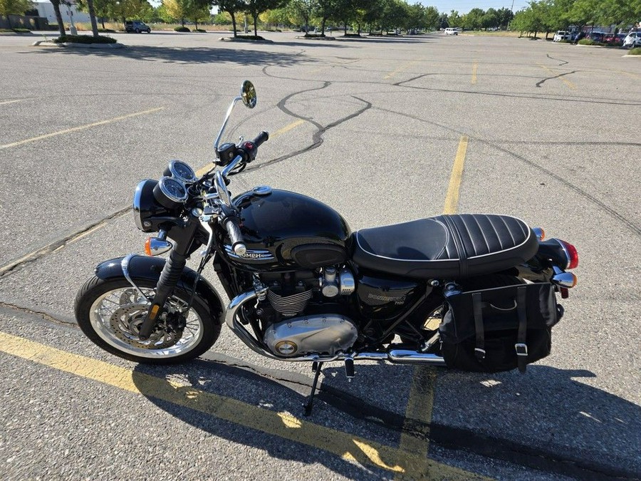 2022 Triumph Bonneville T120 Jet Black