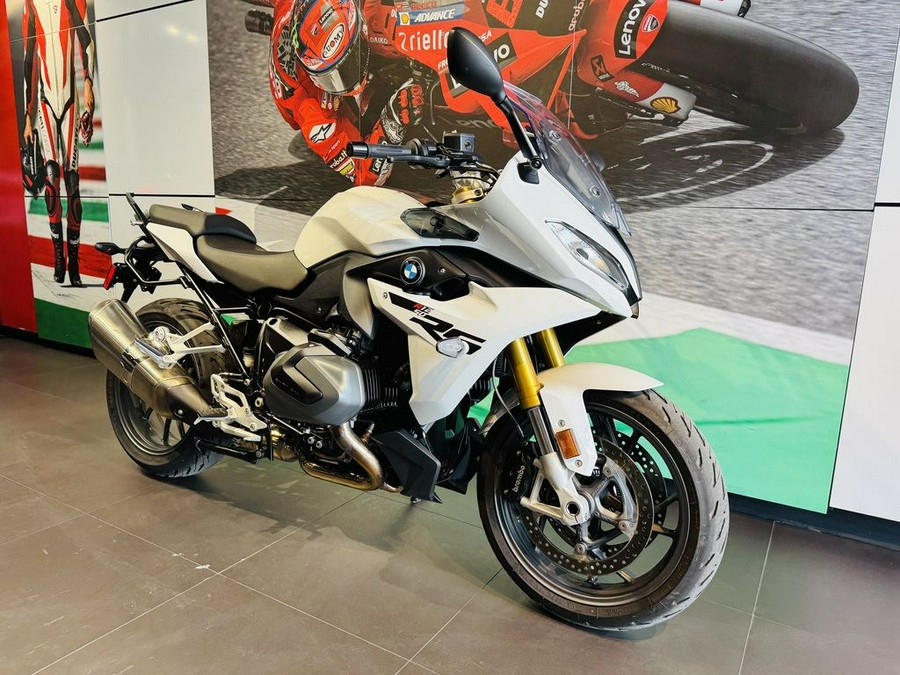 2024 BMW R 1250 RS Light White