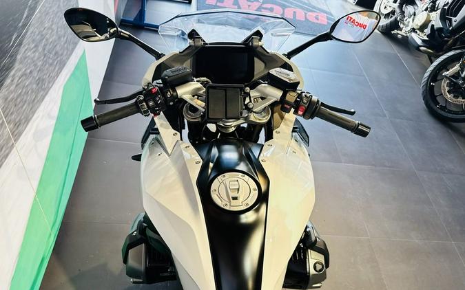 2024 BMW R 1250 RS Light White