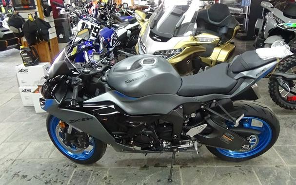 2026 Kawasaki Ninja® ZX™-6R ABS