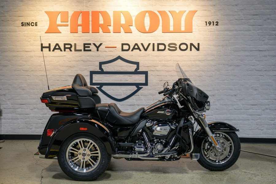 2024 Harley-Davidson Tri Glide Ultra Trike FLHTCUTG