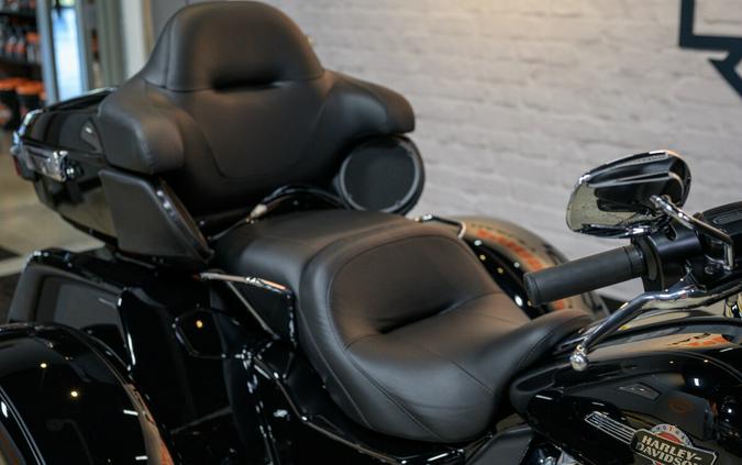 2024 Harley-Davidson Tri Glide Ultra Trike FLHTCUTG