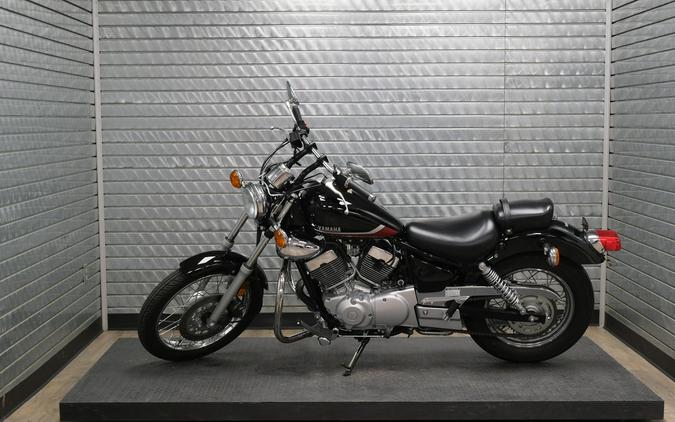 2025 YAMAHA V STAR 250