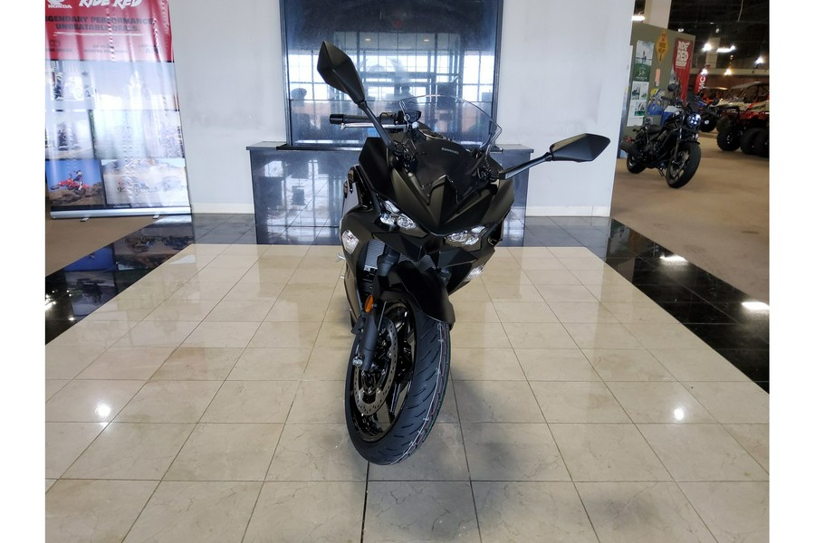 2026 Kawasaki NINJA 500 BASE