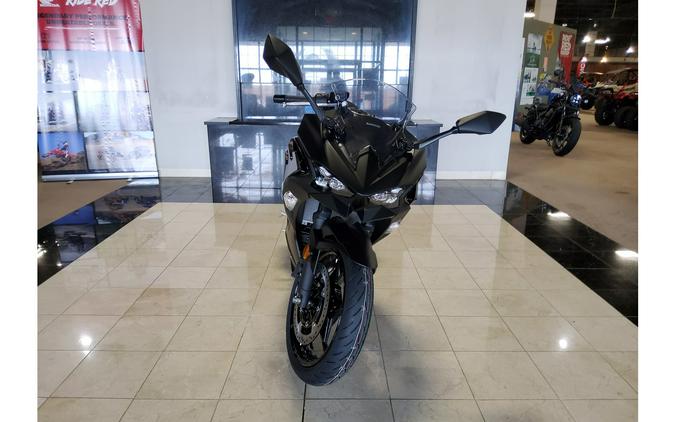 2026 Kawasaki NINJA 500 BASE