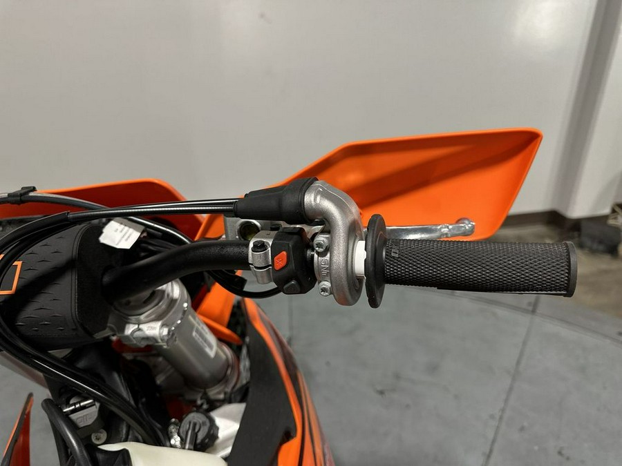 2026 KTM XC 300 W