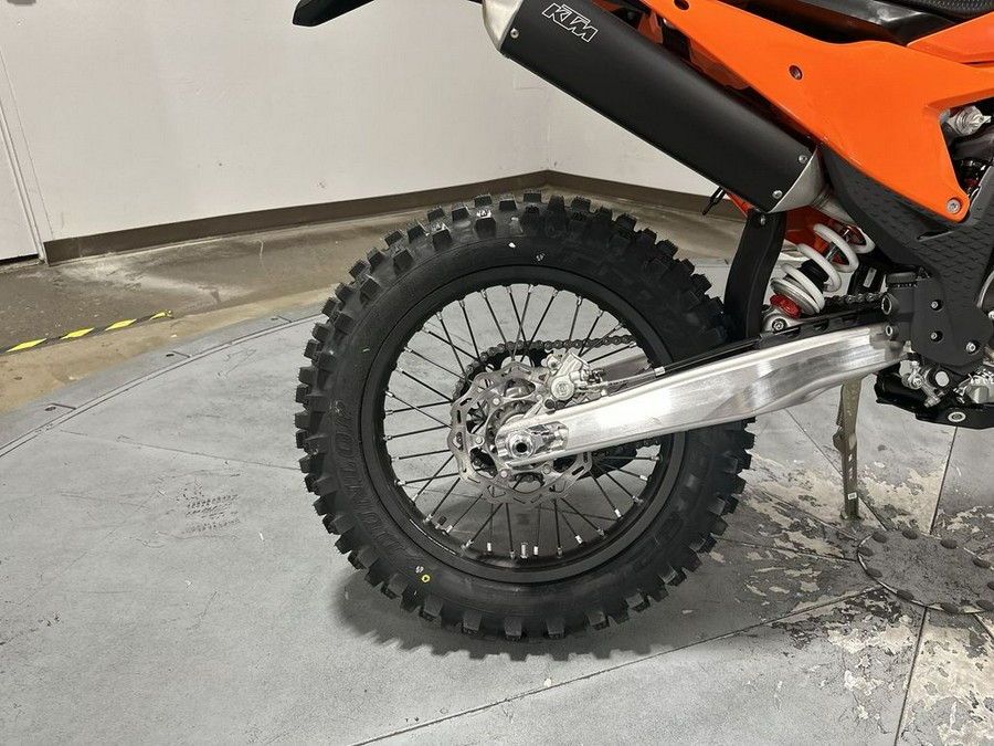 2026 KTM XC 300 W