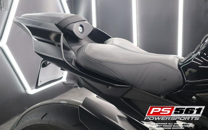 2021 Yamaha Motor Corp., USA YZF-R1