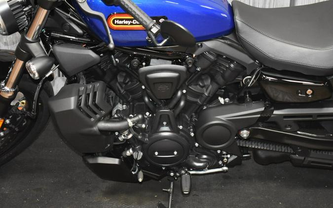 RH975 2025 Nightster™