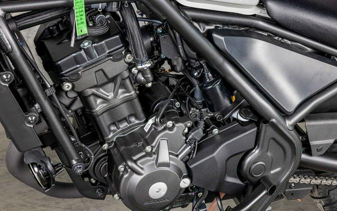 2026 Honda Rebel 300 E-Clutch