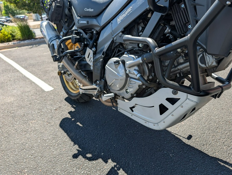 2023 Suzuki V-Strom 650 white