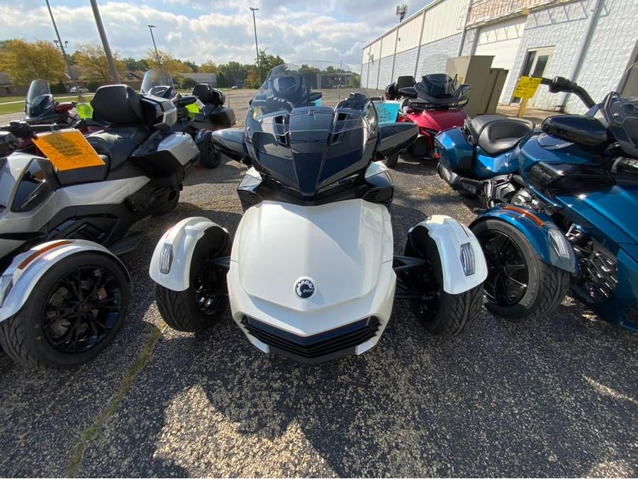 2023 Can-Am™ Spyder F3 T