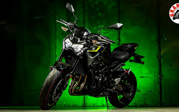 2024 Kawasaki Z900 ABS Metallic Spark Black/Metallic Matte Dark Gray