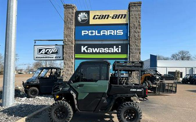 2024 Can-Am Defender DPS CAB HD9