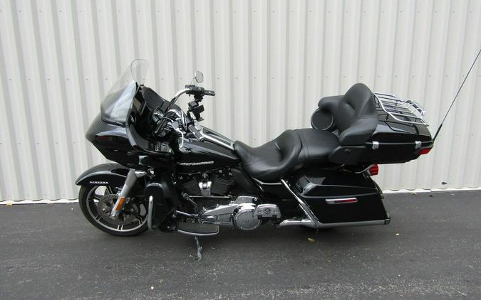 2022 Harley-Davidson® FLTRK - Road Glide® Limited
