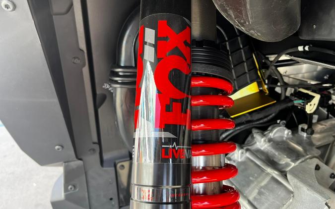 2026 Polaris RZR PRO R 4 ULTIMATE INDY RED