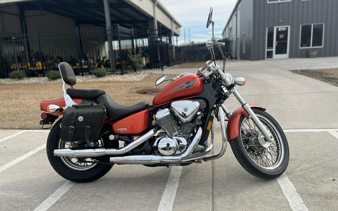 2005 Honda VT600CD5 Shadow Deluxe - M602313