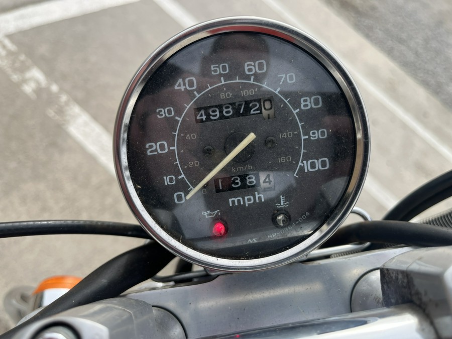 2005 Honda VT600CD5 Shadow Deluxe - M602313