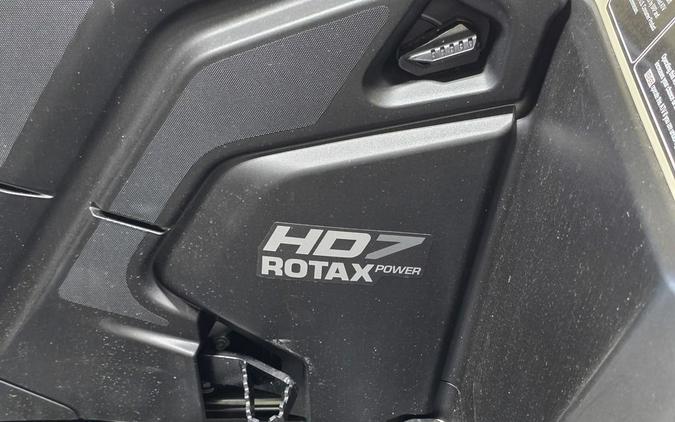2026 Can-Am Outlander™ Pro HD7