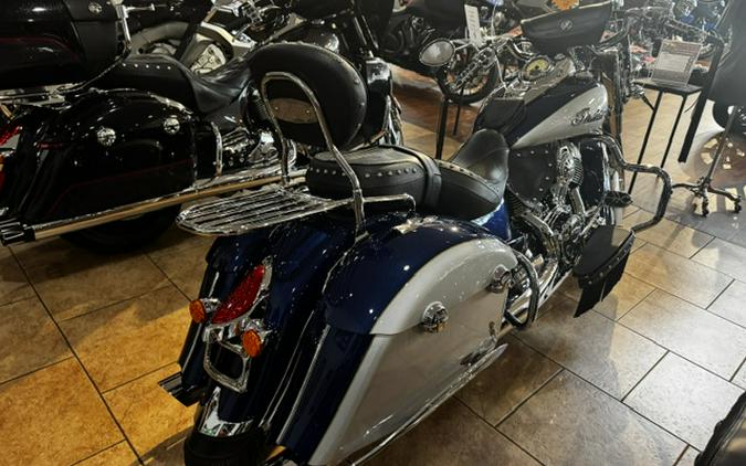 2017 Indian Motorcycle® Springfield Base