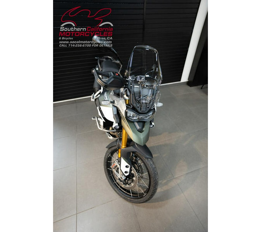 2023 Triumph Tiger 900 Rally Pro Matte Khaki Green