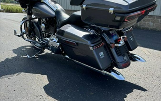 2014 Harley-Davidson FLHXS - Street Glide Special