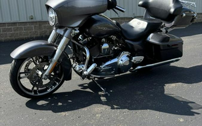 2014 Harley-Davidson FLHXS - Street Glide Special