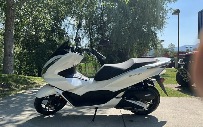 2022 Honda® PCX