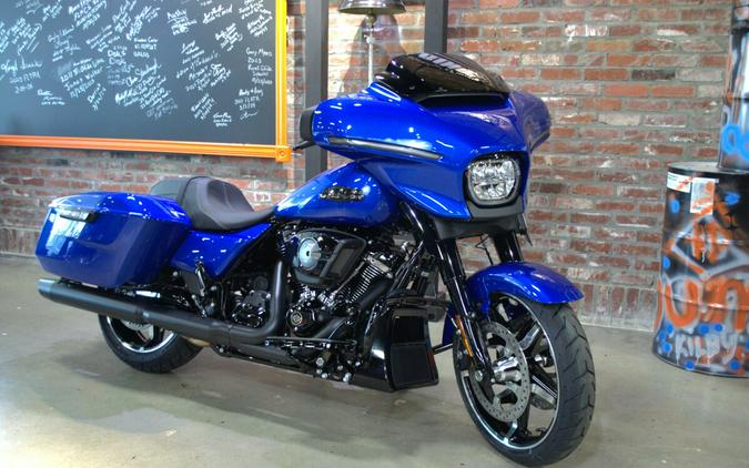 2024 Harley-Davidson Street Glide® Blue Burst