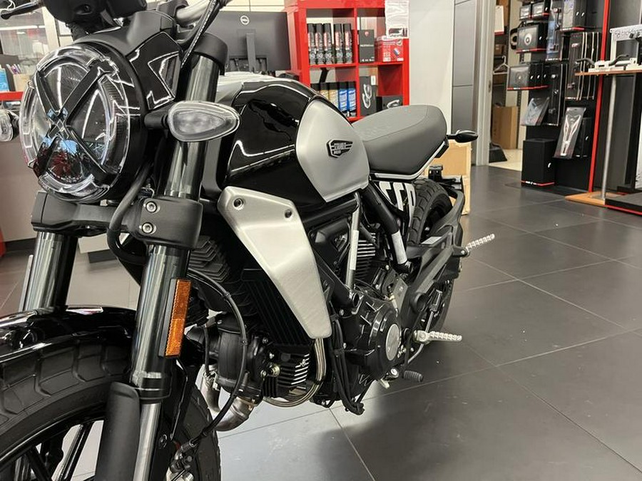 2023 Ducati Scrambler Next-Gen Icon Thrilling Black