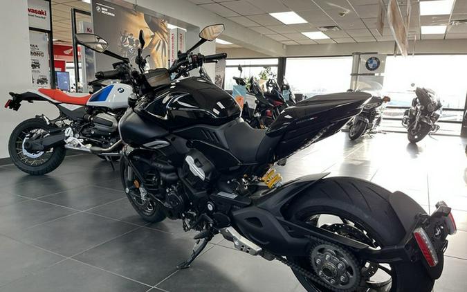 2023 Ducati Diavel V4 Thrilling Black