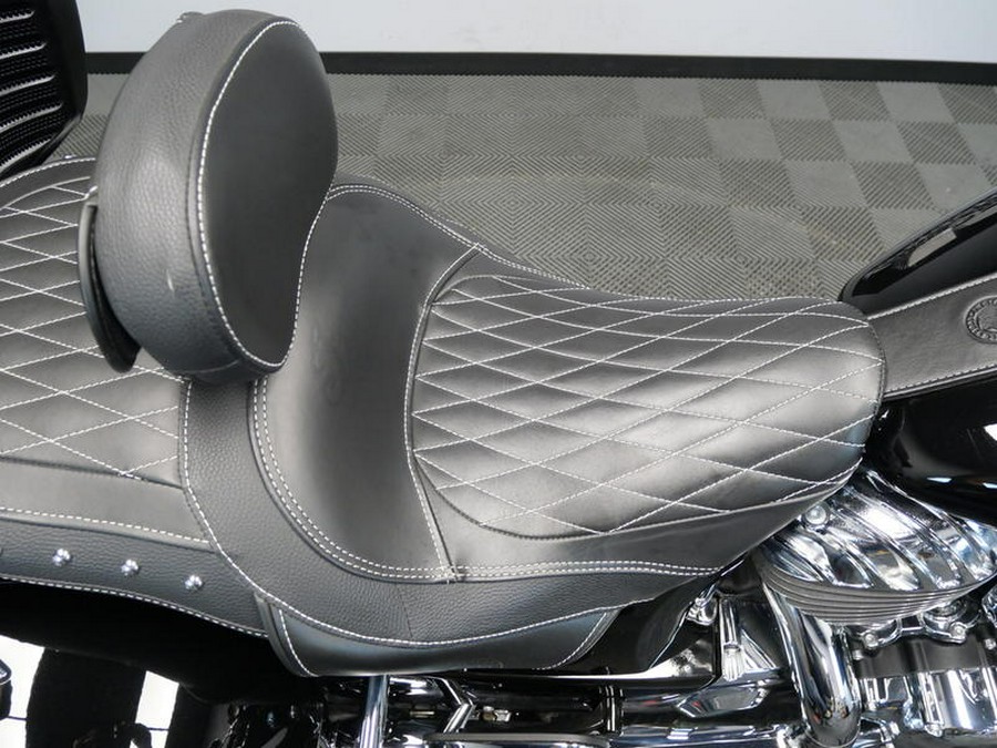 2023 Indian Motorcycle® Roadmaster® Black Metallic