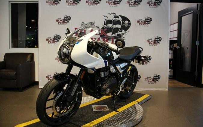 2026 Triumph THRUXTON WHITE / STORM