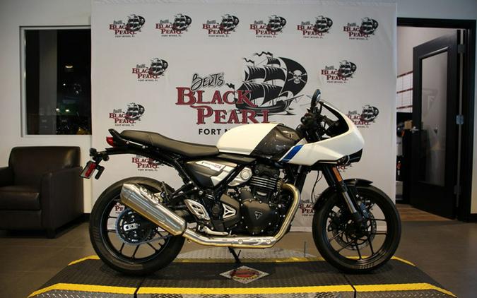 2026 Triumph THRUXTON WHITE / STORM