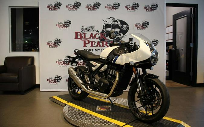 2026 Triumph THRUXTON WHITE / STORM